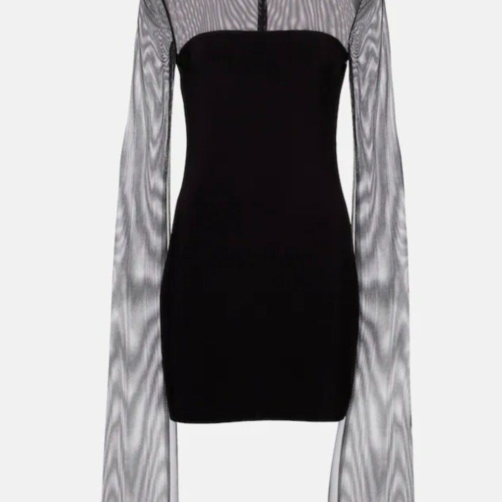 Extra long sleeves little black dress